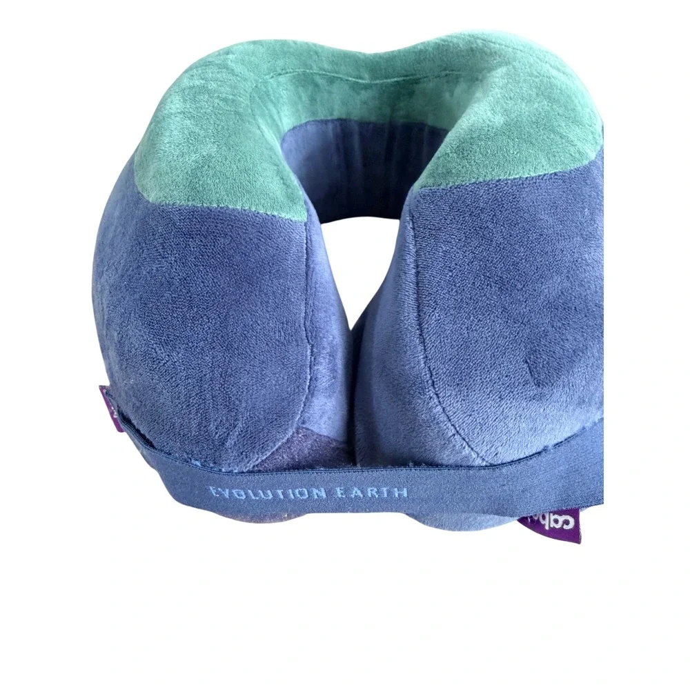 Cabeau Evolution Earth Travel Neck Pillow Blue Green Memory Foam Eco-Friendly
